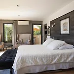 Luxueuse Vue Avec Piscine Golfe De St Tropez 14 Personnes