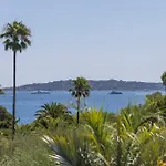 Villa Luxueuse Vue Avec Piscine Golfe De St Tropez 14 Personnes