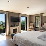 Villa Luxueuse Vue Avec Piscine Golfe De St Tropez 14 Personnes