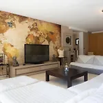 Luxueuse Vue Avec Piscine Golfe De St Tropez 14 Personnes Villa