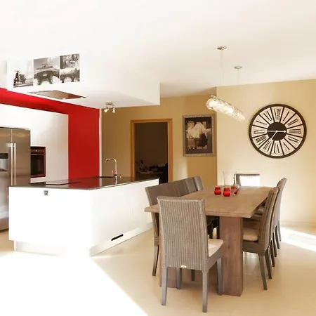 빌라 Luxueuse Vue Avec Piscine Golfe De St Tropez 14 Personnes *