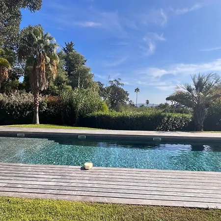 Luxueuse Vue Avec Piscine Golfe De St Tropez 14 Personnes 그리모