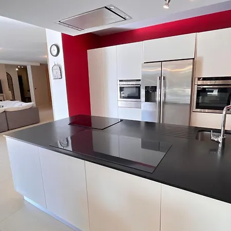 Luxueuse Vue Avec Piscine Golfe De St Tropez 14 Personnes 빌라