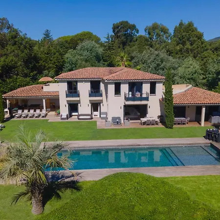 Luxueuse Vue Avec Piscine Golfe De St Tropez 14 Personnes Grimaud