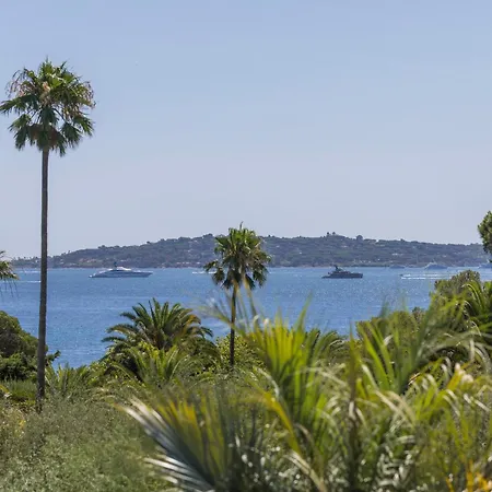 Villa Luxueuse Vue Avec Piscine Golfe De St Tropez 14 Personnes