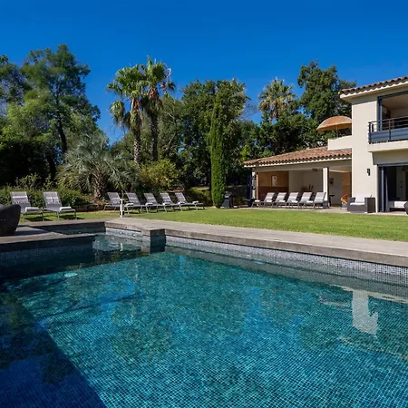 Luxueuse Vue Avec Piscine Golfe De St Tropez 14 Personnes * Grimaud
