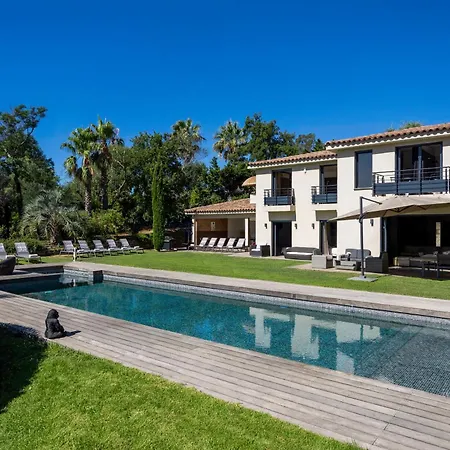 Luxueuse Vue Avec Piscine Golfe De St Tropez 14 Personnes Villa *