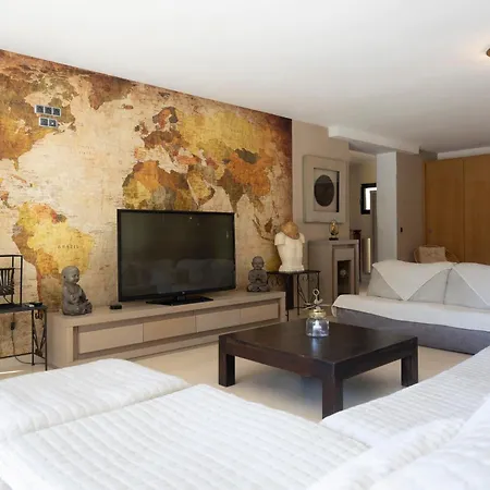 Luxueuse Vue Avec Piscine Golfe De St Tropez 14 Personnes Villa